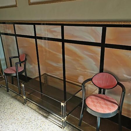 Karaktervolle Woning Met Zwembad Te Ronse Villa Екстериор снимка
